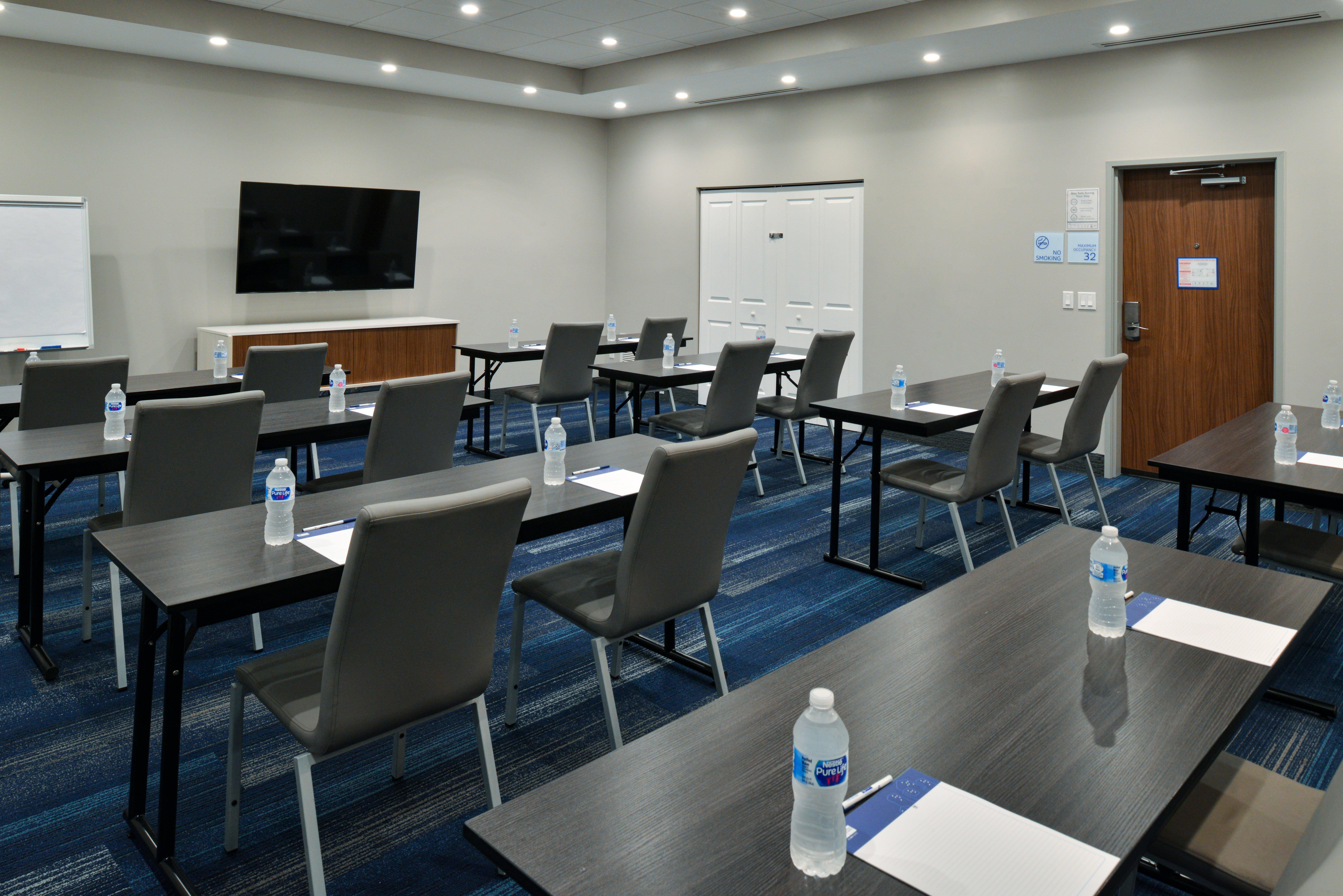 Holiday Inn Express Orlando - South Park By Ihg Williamsburg المظهر الخارجي الصورة
