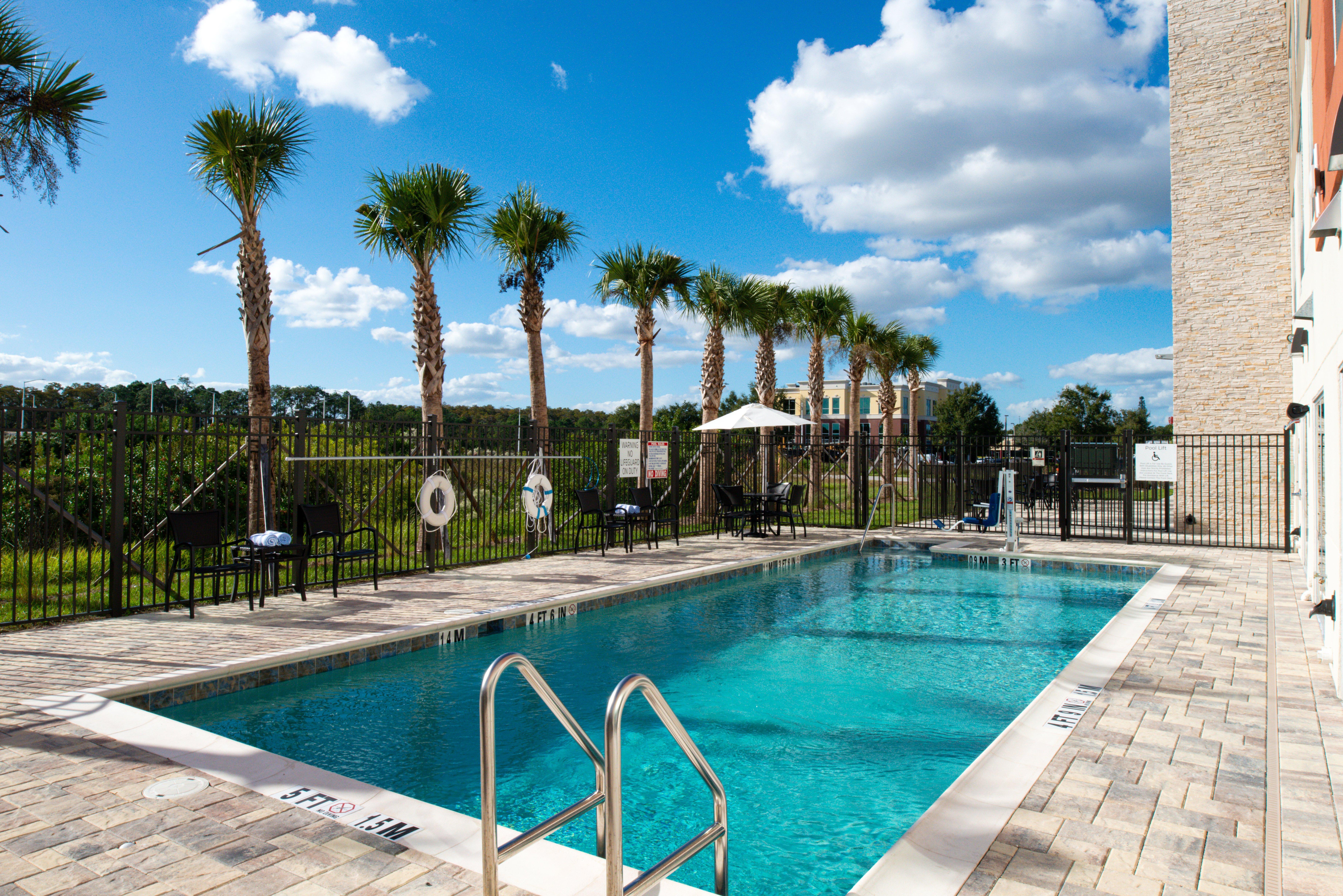 Holiday Inn Express Orlando - South Park By Ihg Williamsburg المظهر الخارجي الصورة